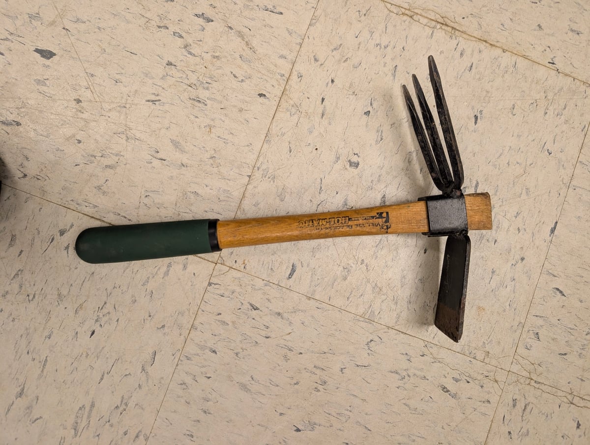 Hand Tiller Mattock